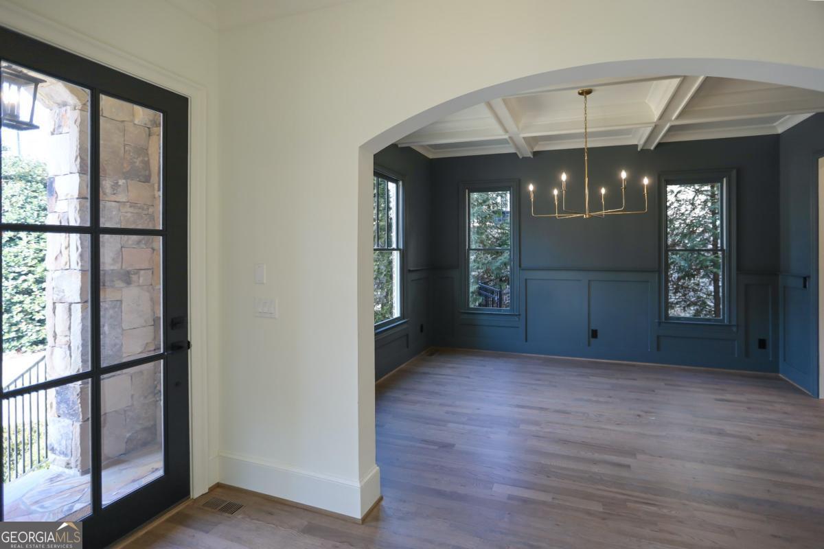 2455 Ellijay Drive NE