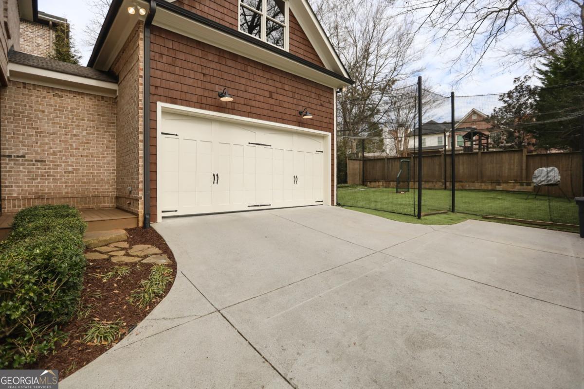 2455 Ellijay Drive NE