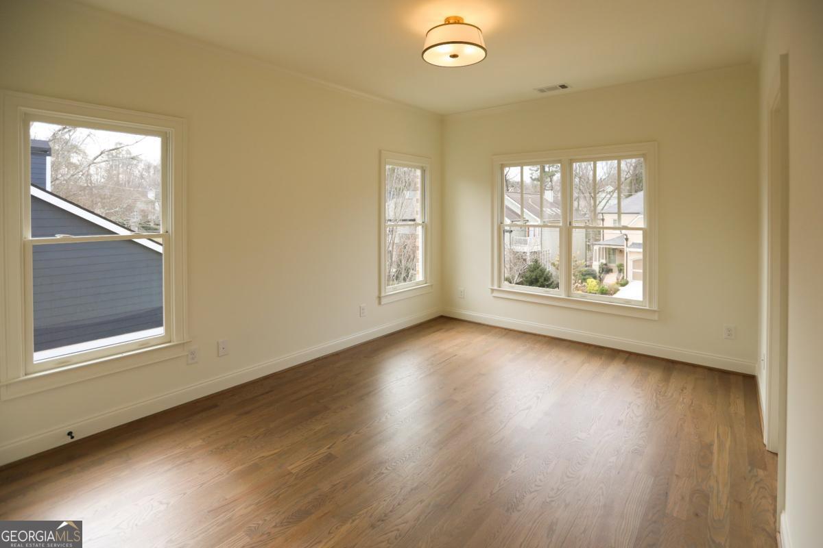 2455 Ellijay Drive NE