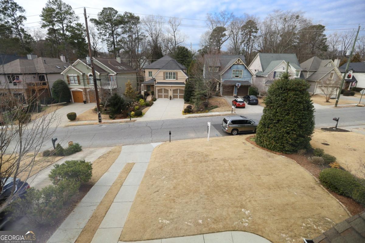 2455 Ellijay Drive NE
