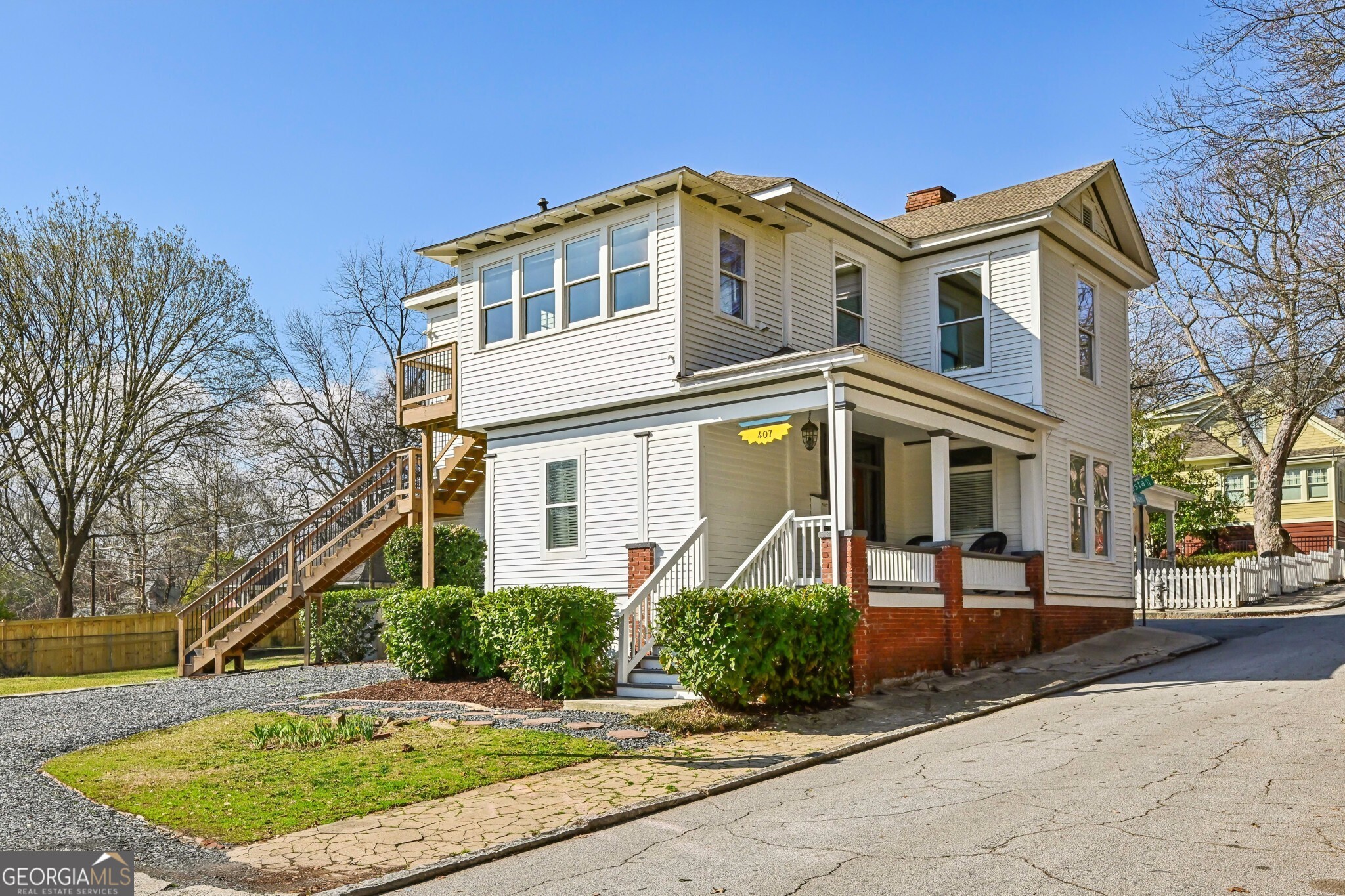 407 Bass Street SE