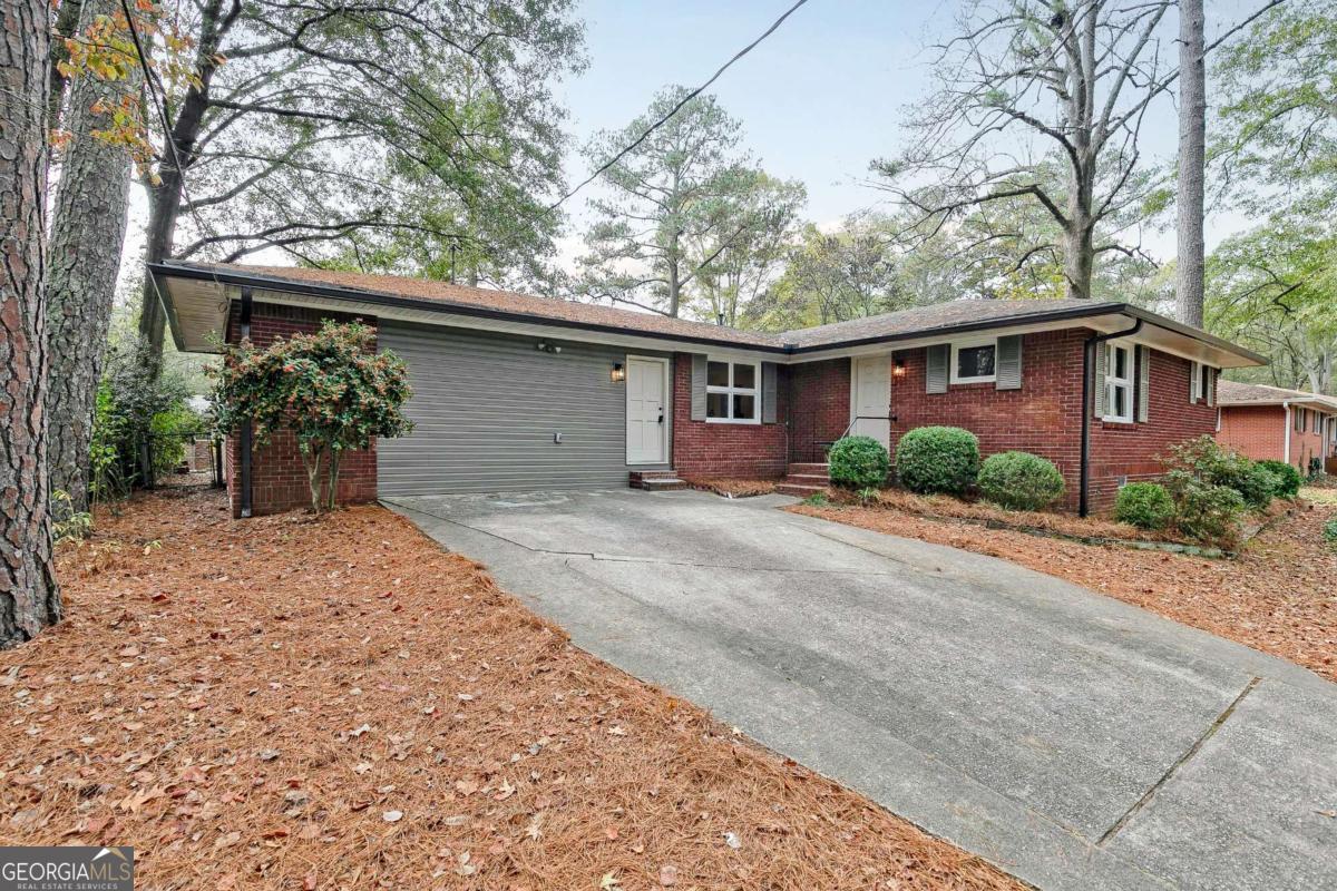 3665 Lindley Circle