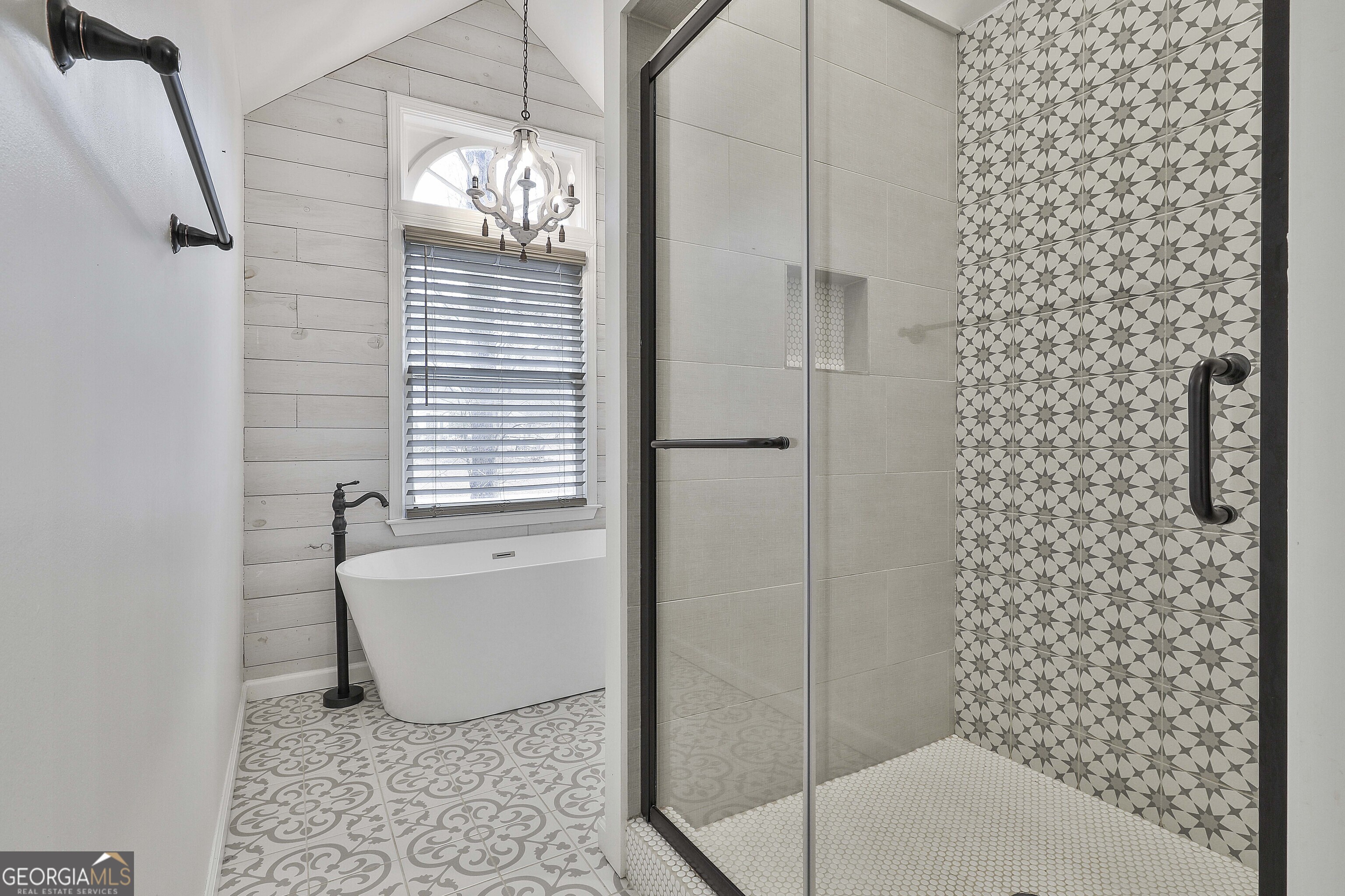 332 Summer Place