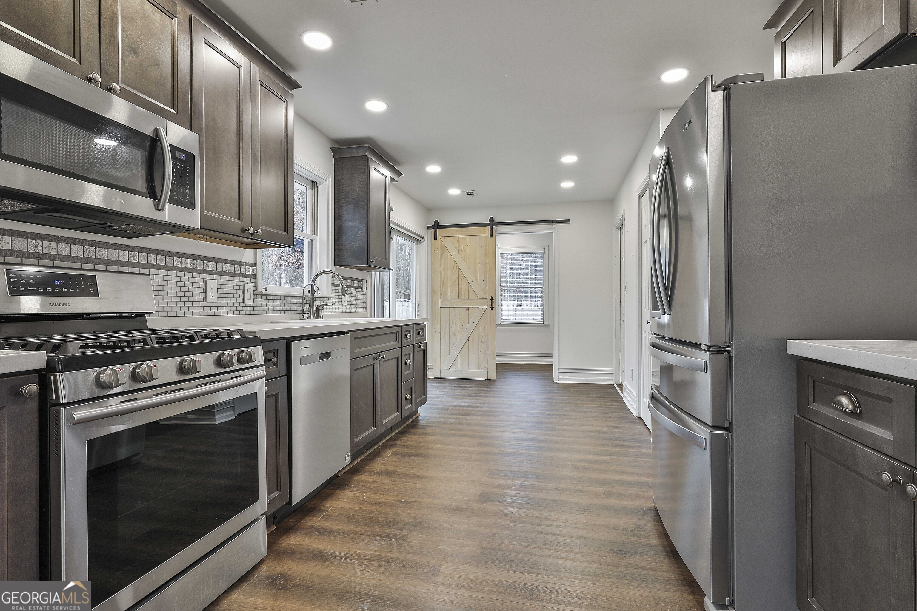 332 Summer Place