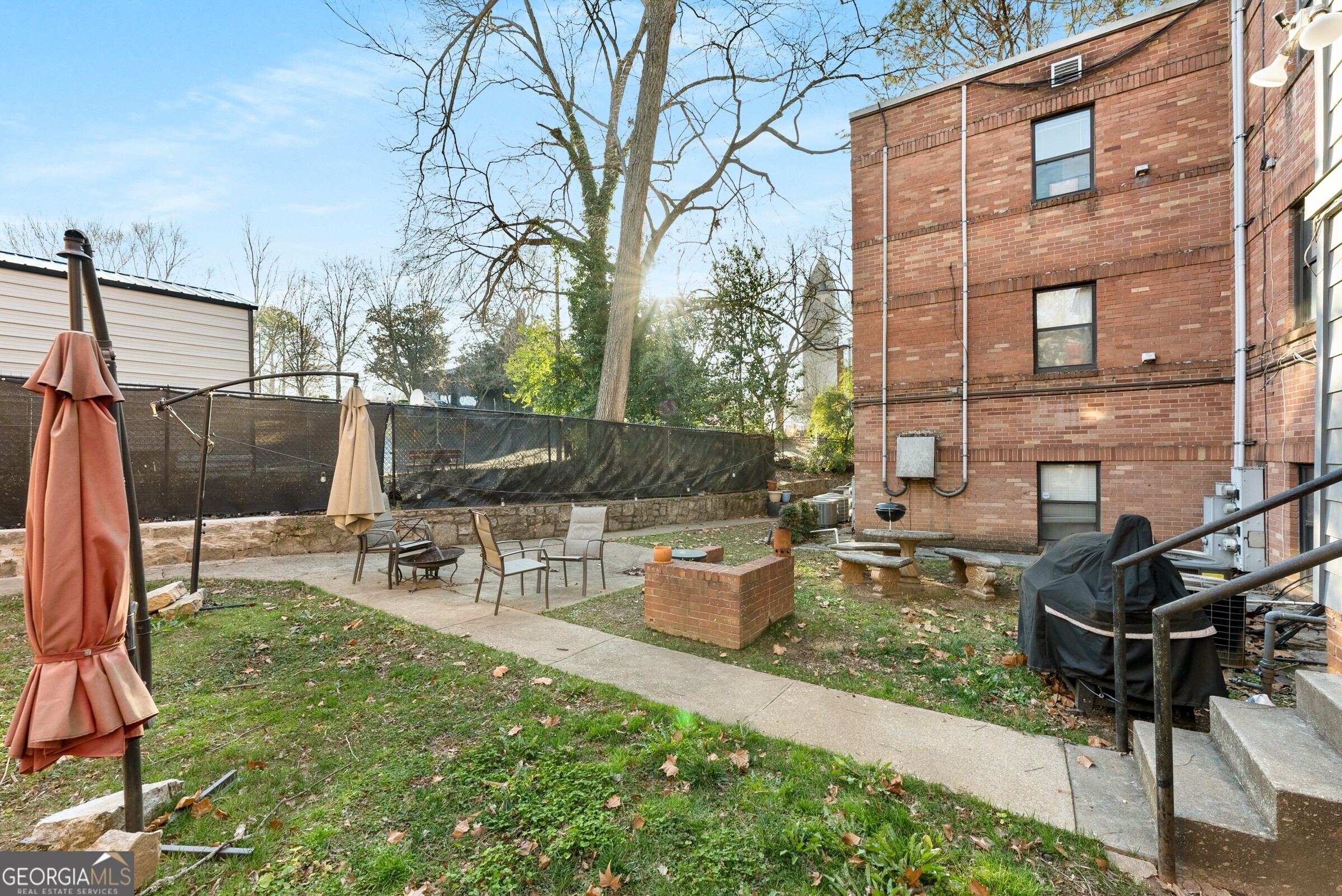 323 3rd Street NE # 5
