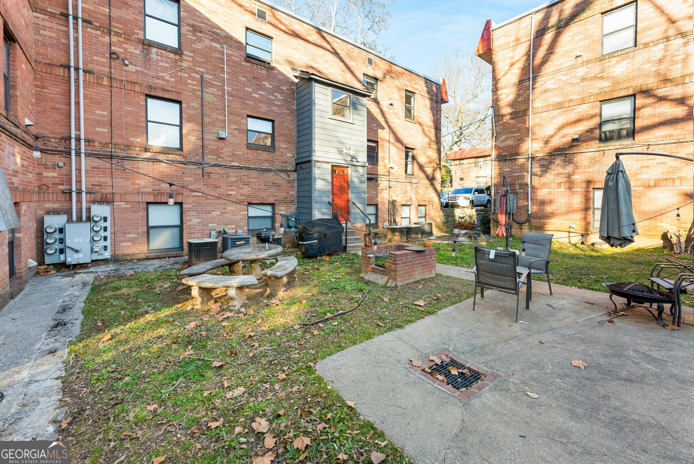 323 3rd Street NE # 5