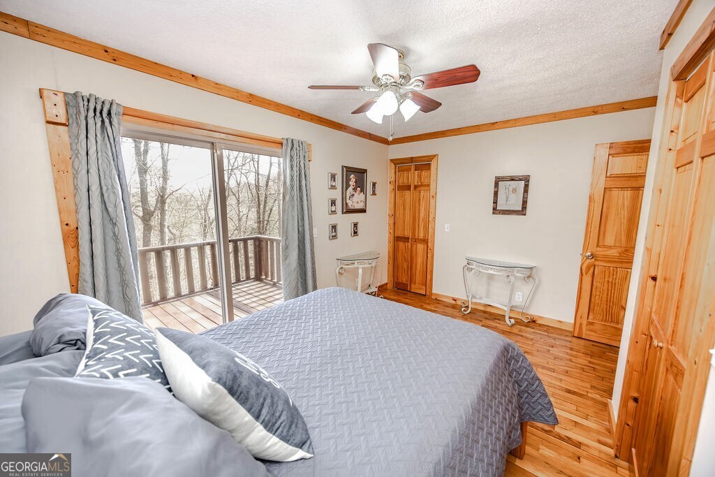 937 Aurora Lane