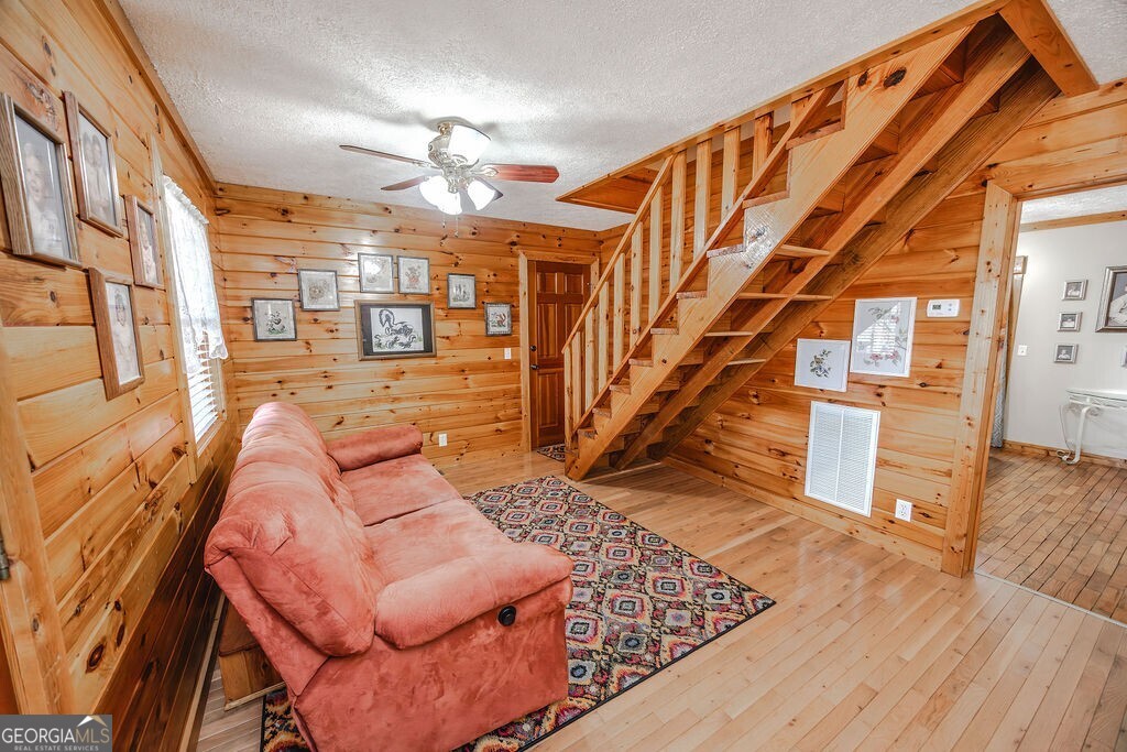 937 Aurora Lane