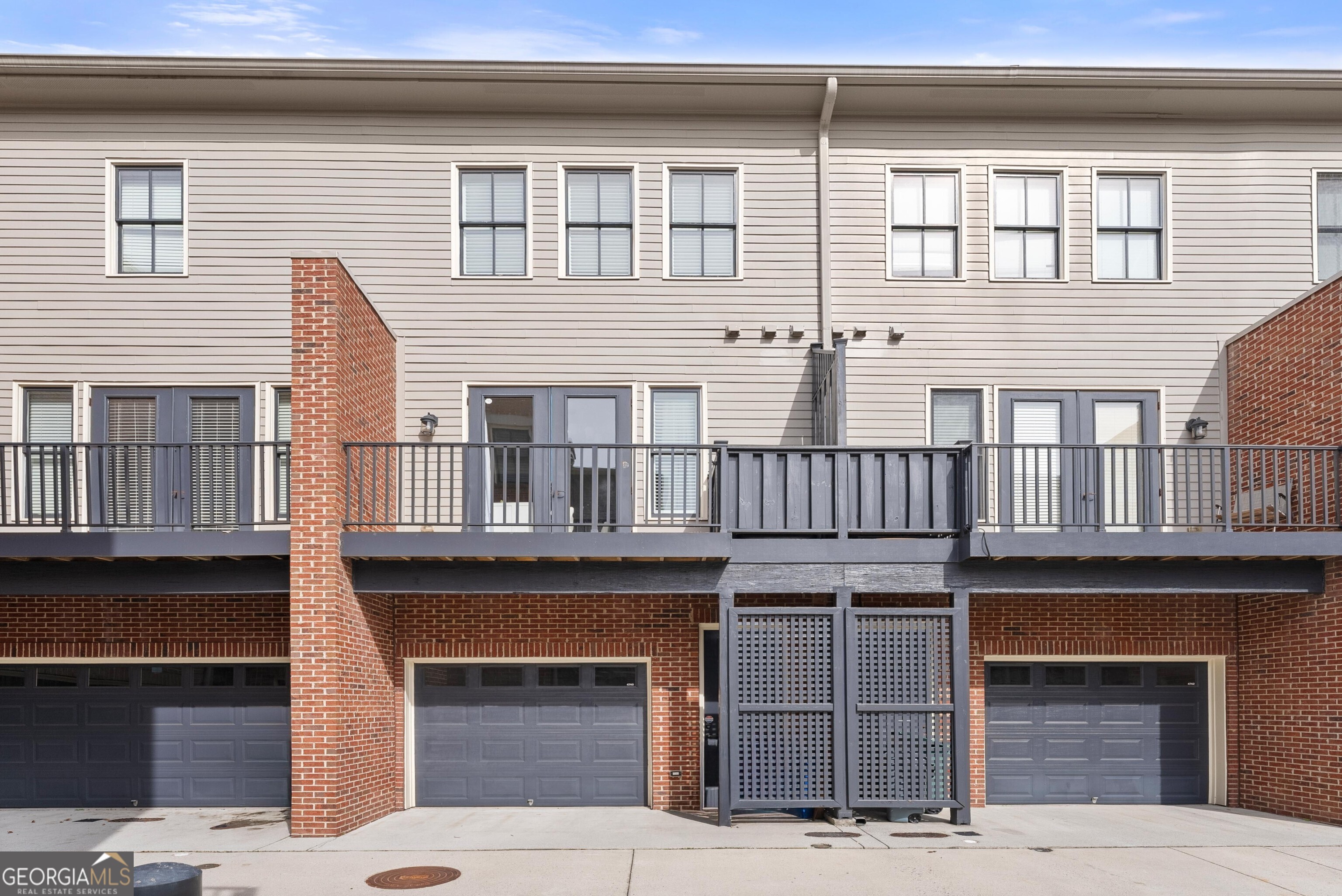 4740 Cypress Commons
