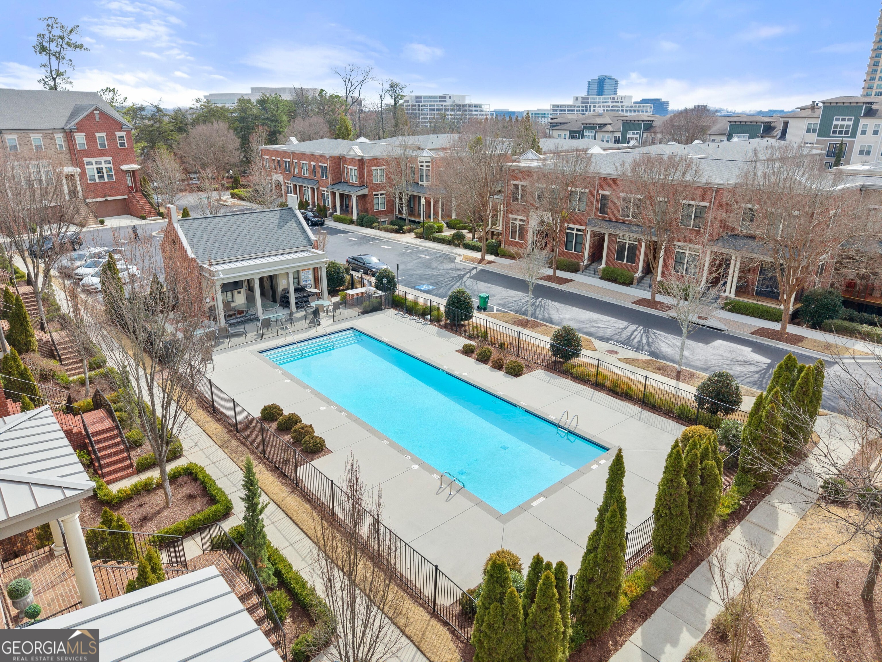 4740 Cypress Commons