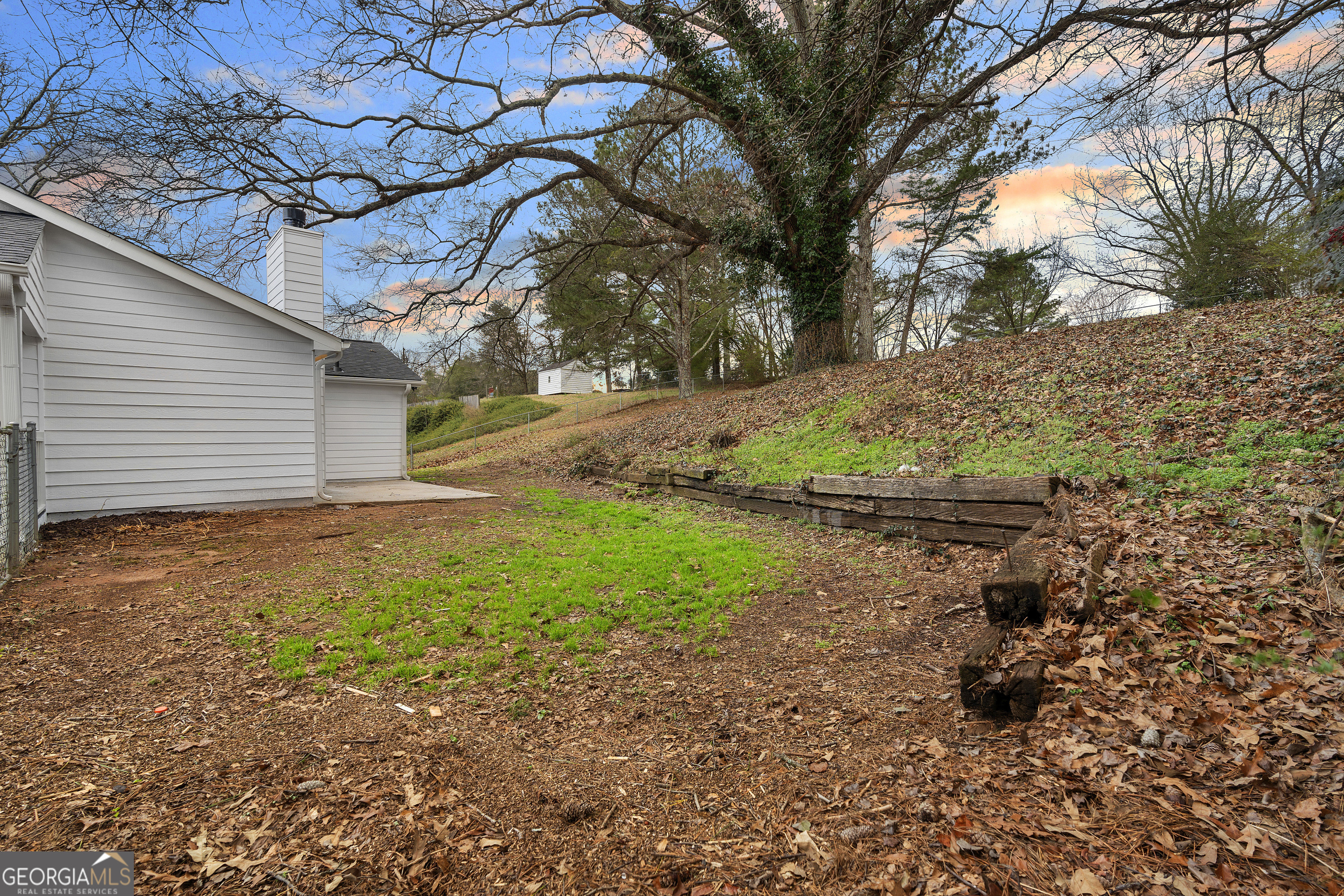 3705 Windy Hill Drive SE