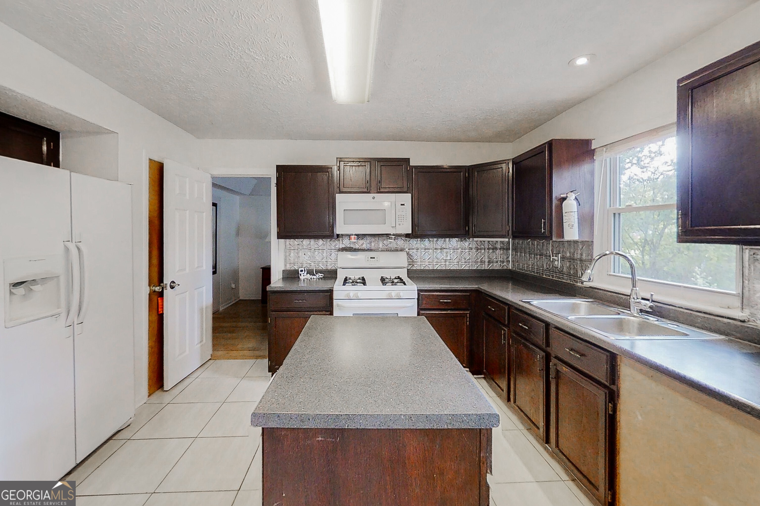 4422 Wellington Terrace