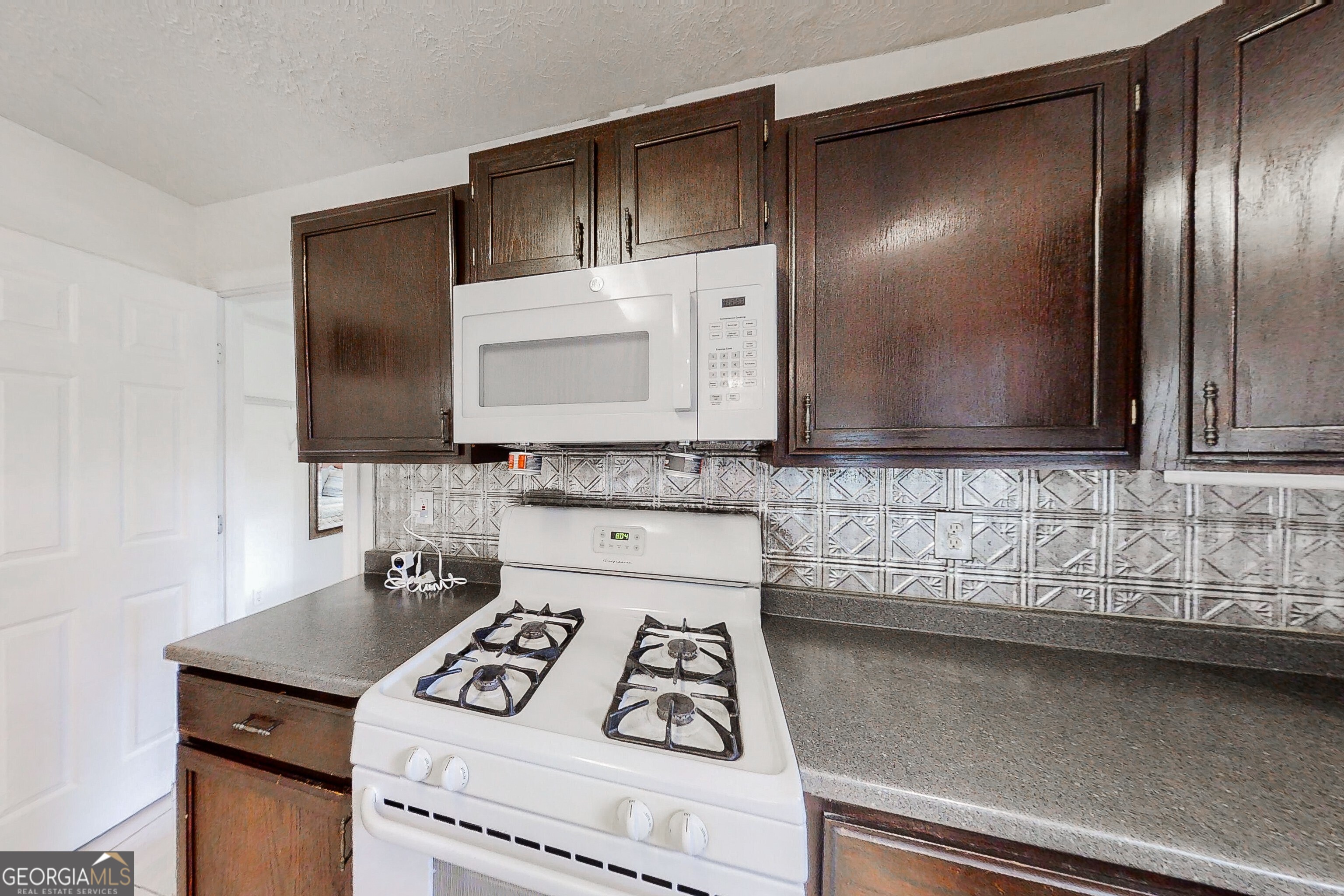 4422 Wellington Terrace