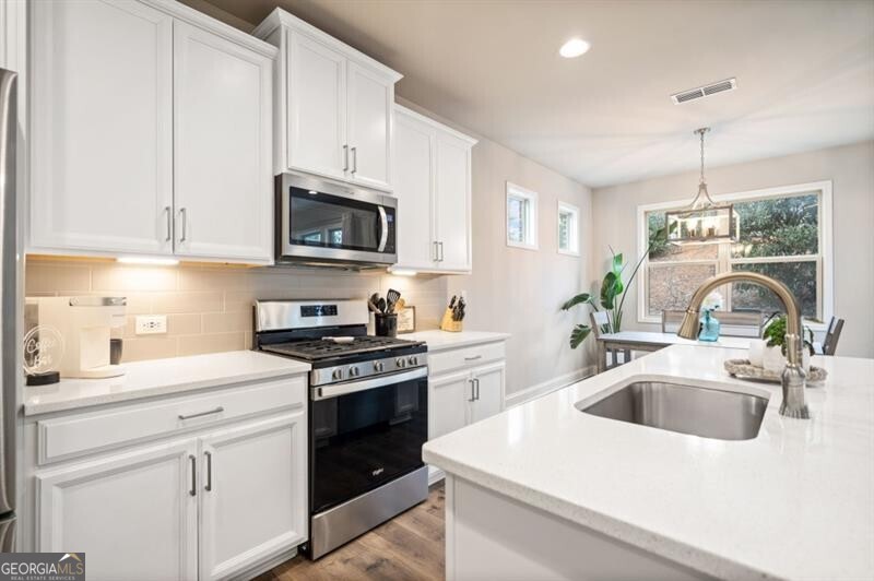 126 Maple Creek Way