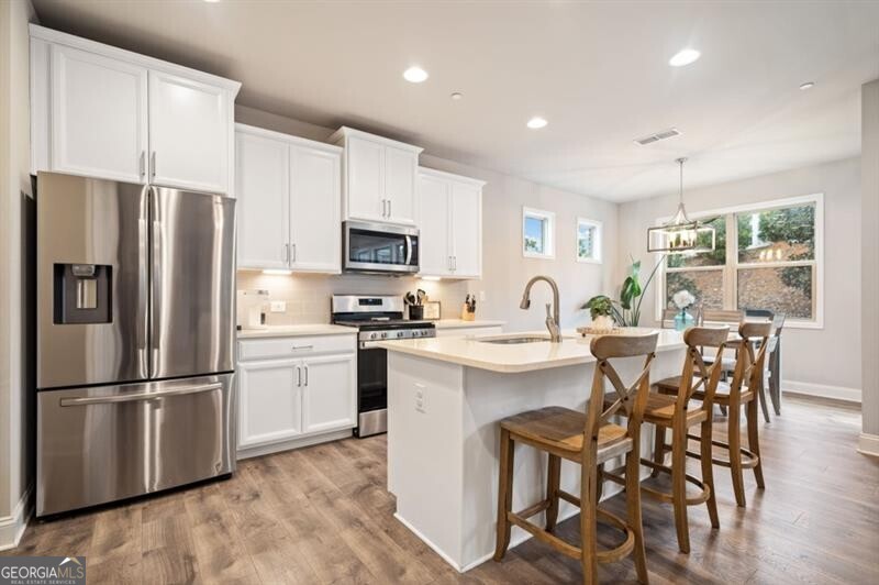 126 Maple Creek Way