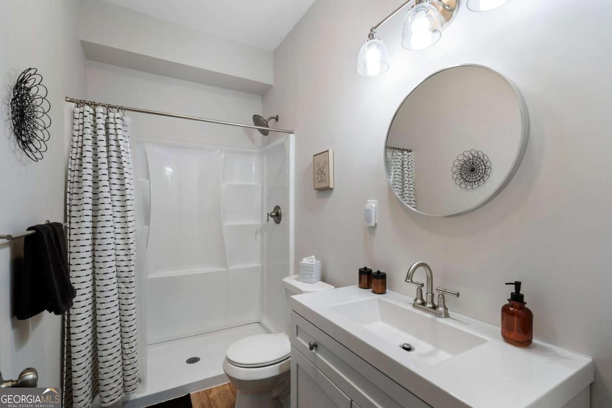 1637 Duncan Drive NW