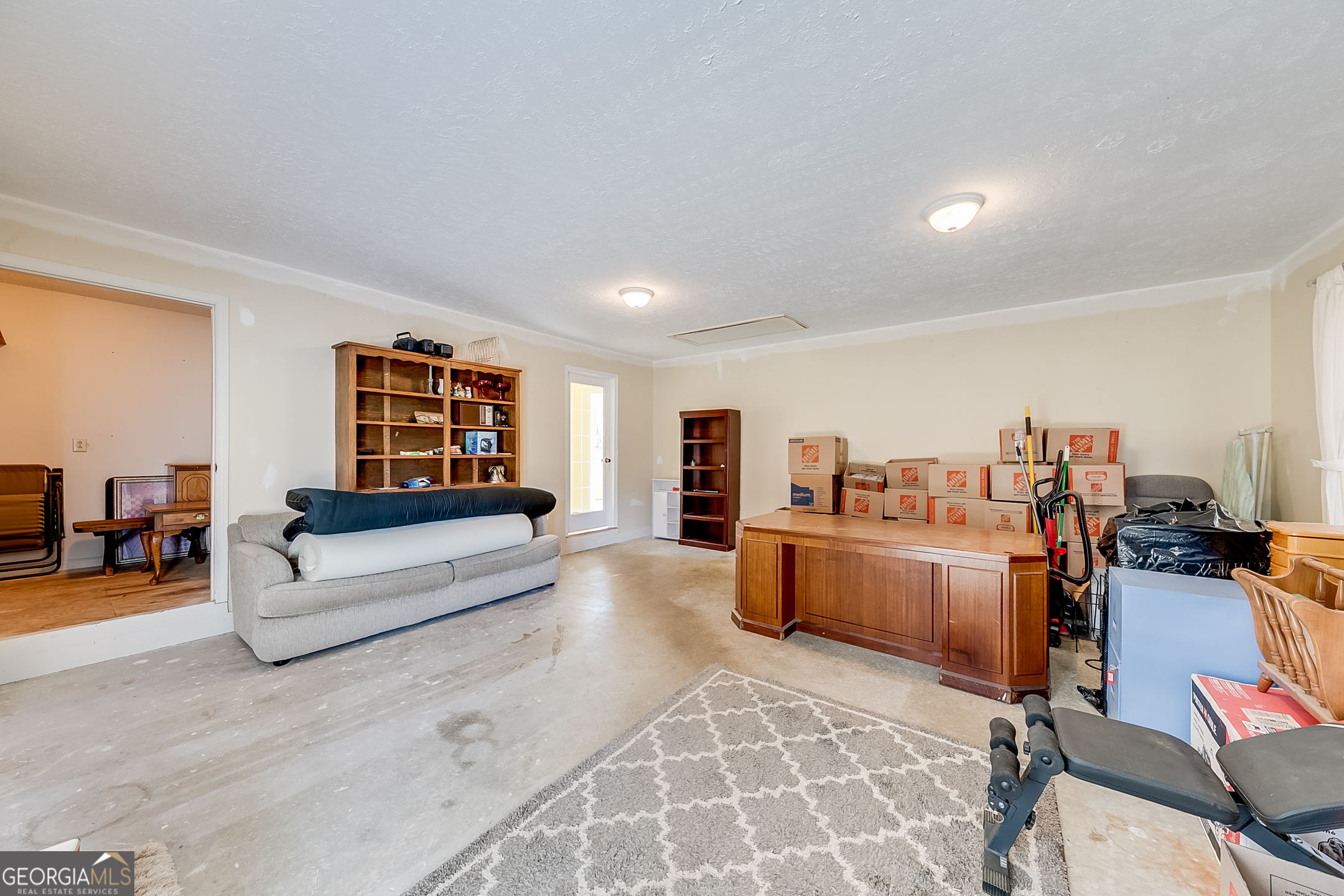 833 Lodgeview Drive