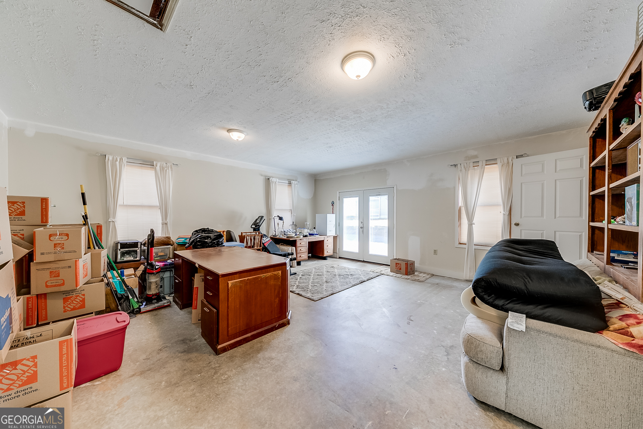 833 Lodgeview Drive