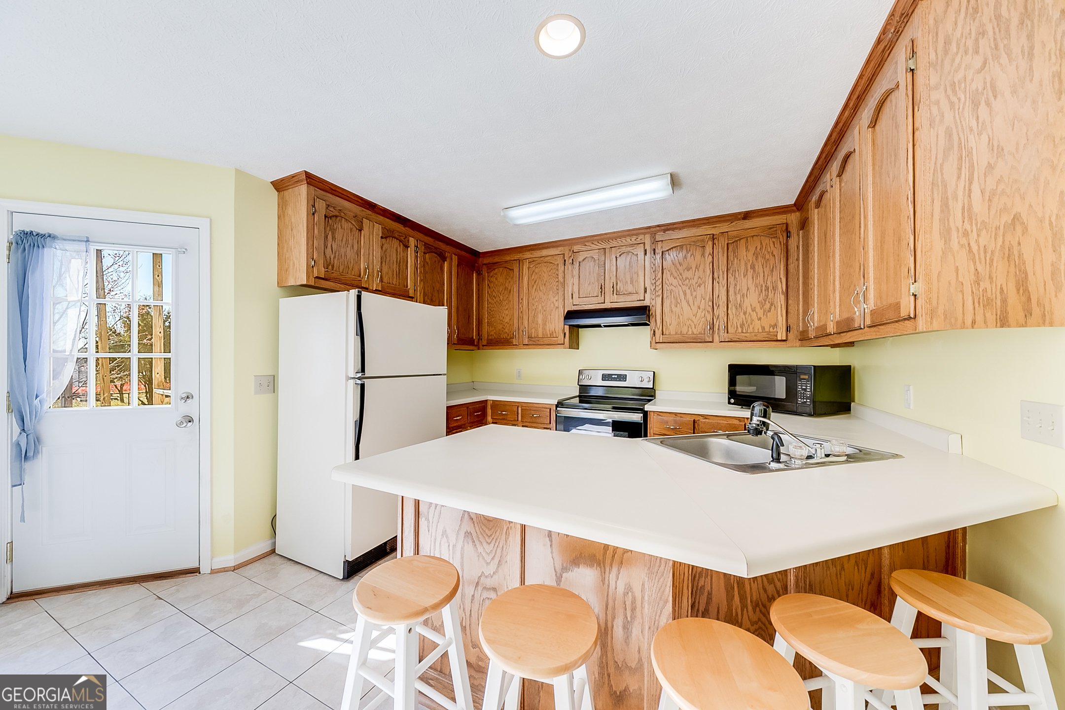 833 Lodgeview Drive