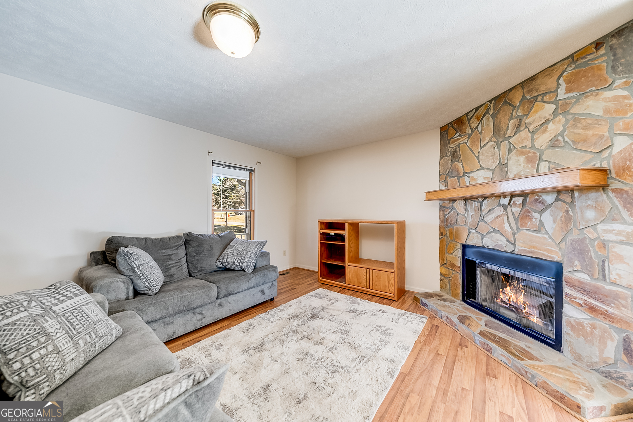 833 Lodgeview Drive