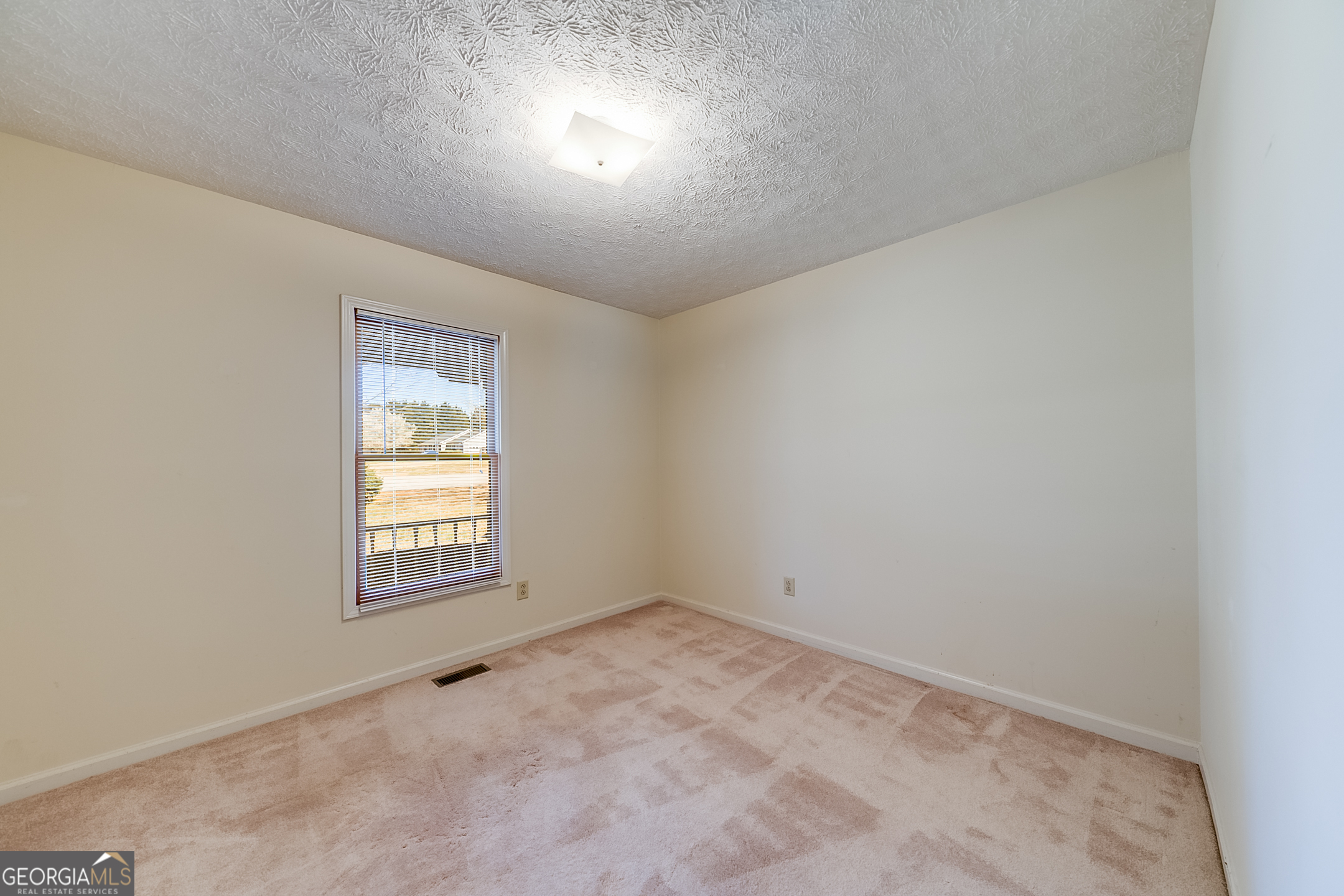 833 Lodgeview Drive