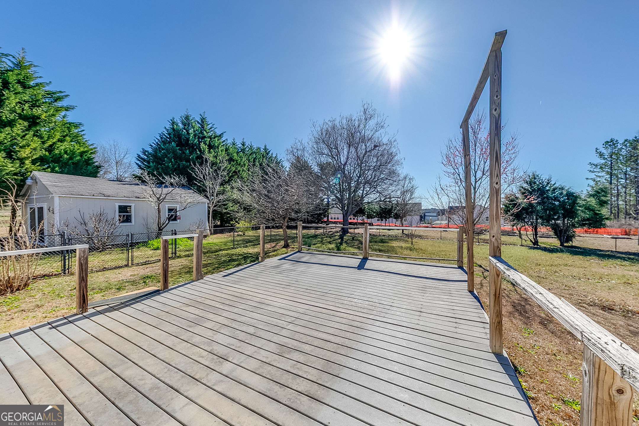 833 Lodgeview Drive