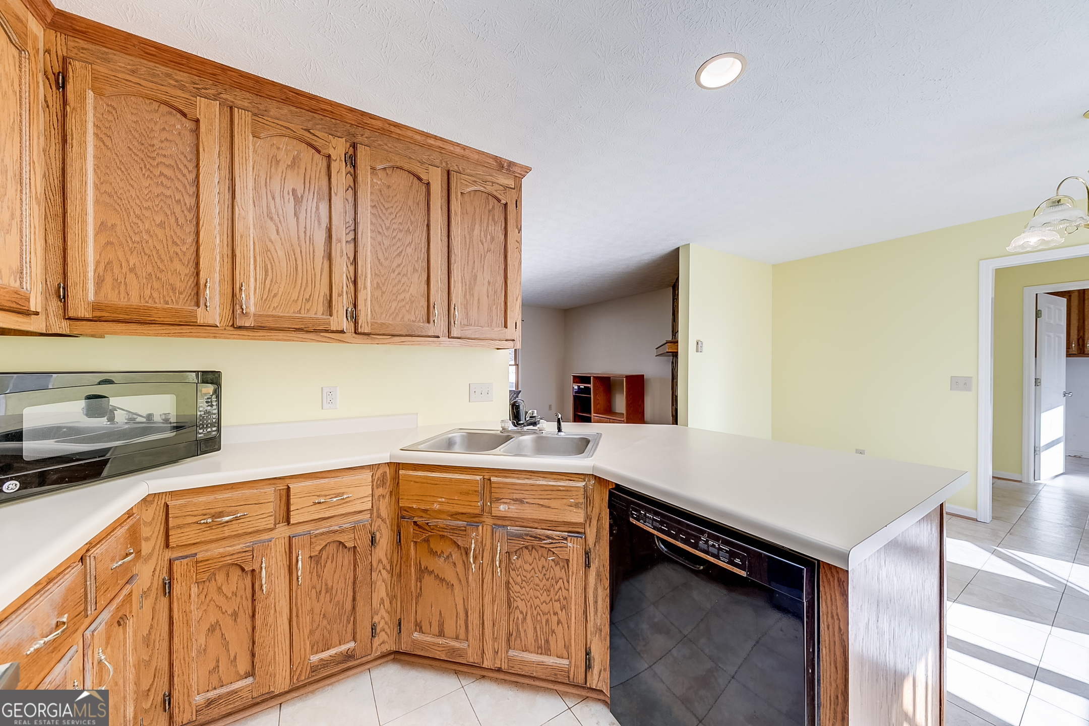 833 Lodgeview Drive
