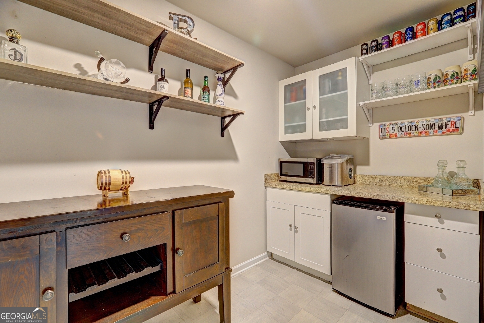 2695 Ridge Manor Drive