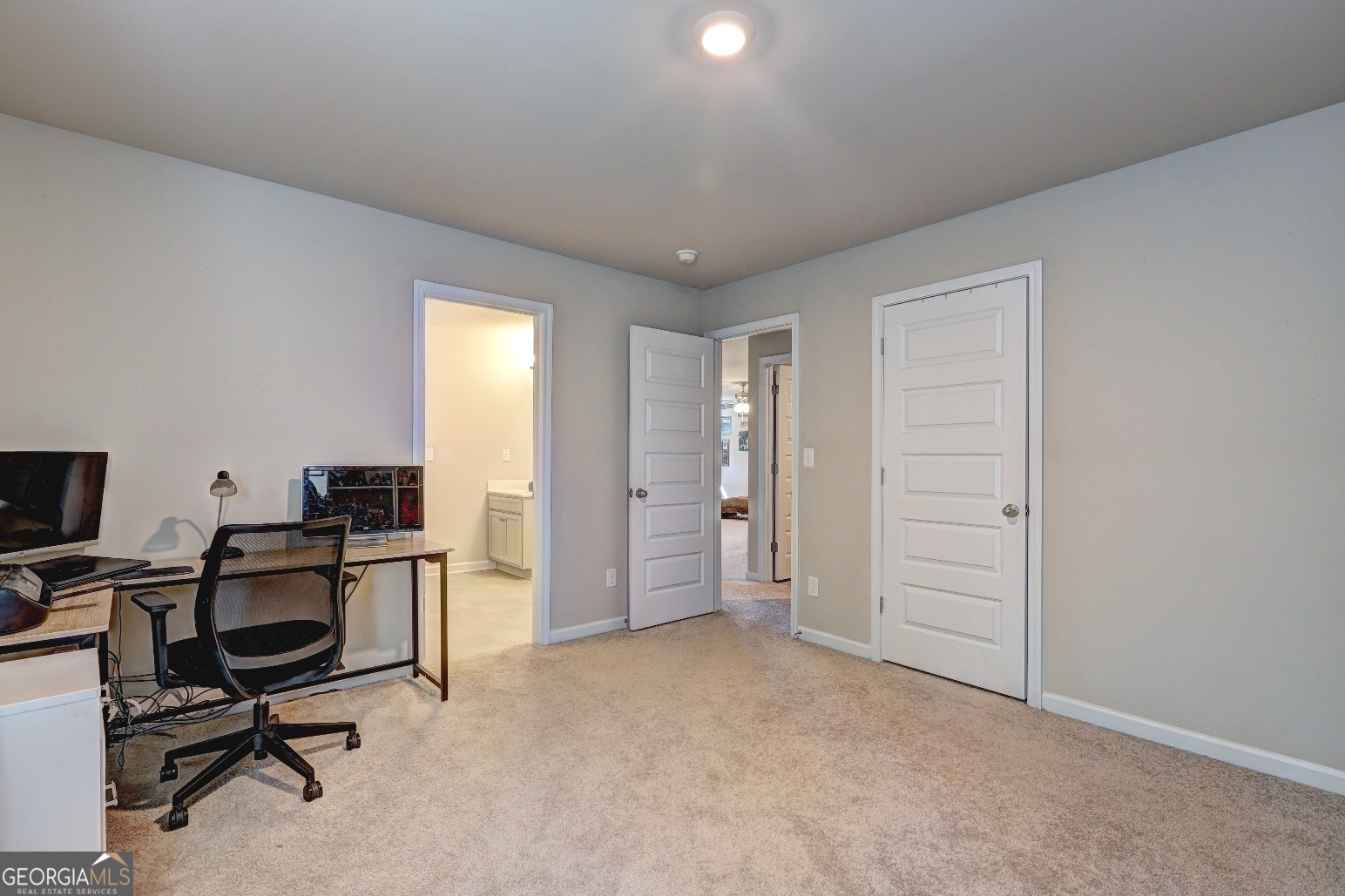 2695 Ridge Manor Drive