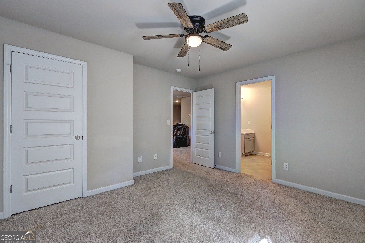 2695 Ridge Manor Drive