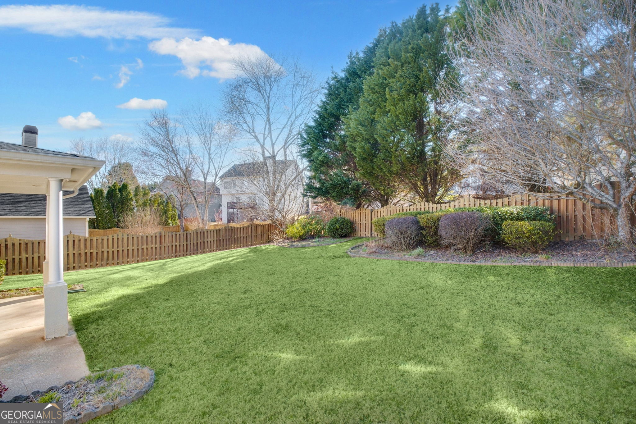 5466 Vinings Lake Way