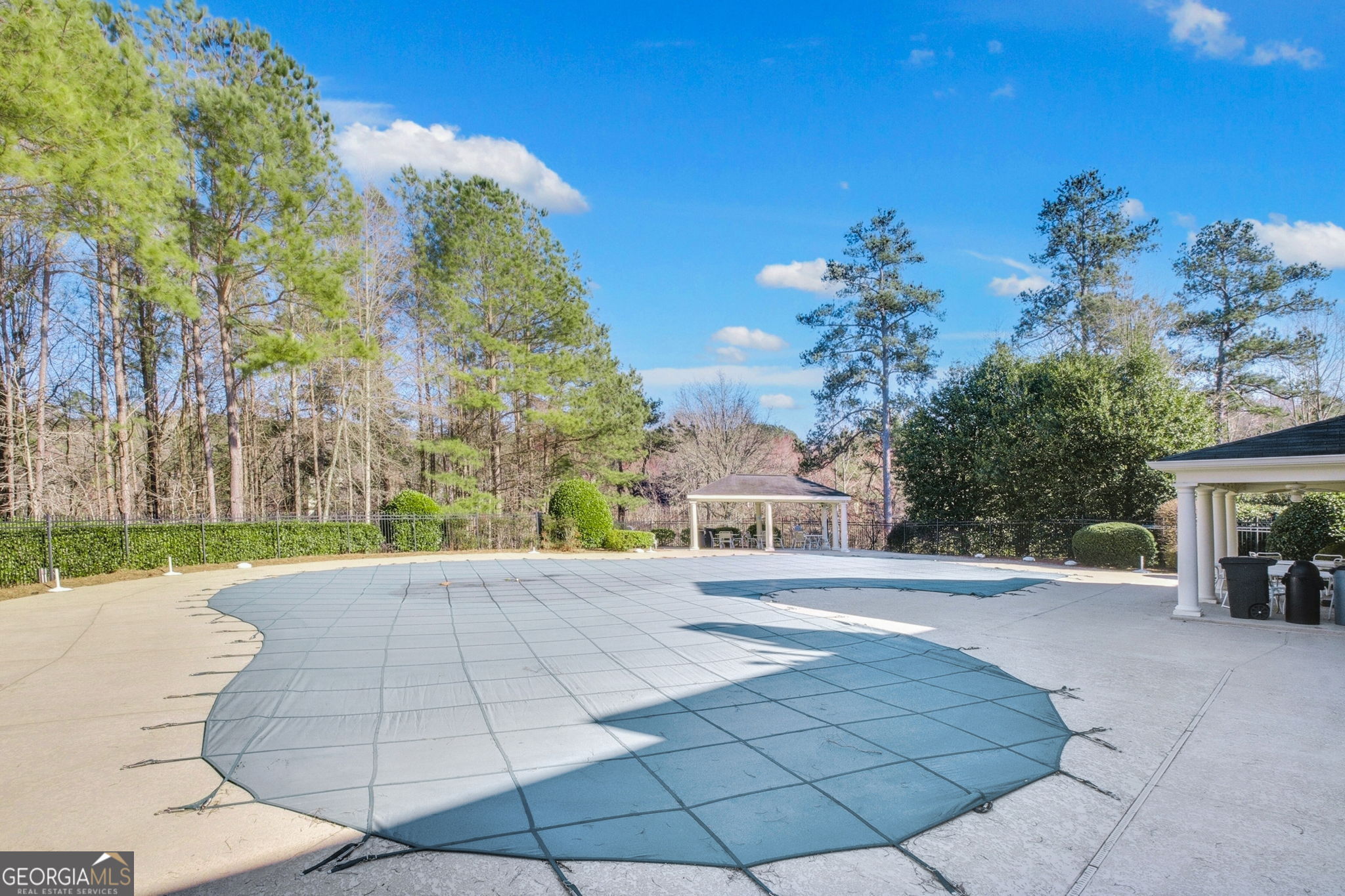5466 Vinings Lake Way