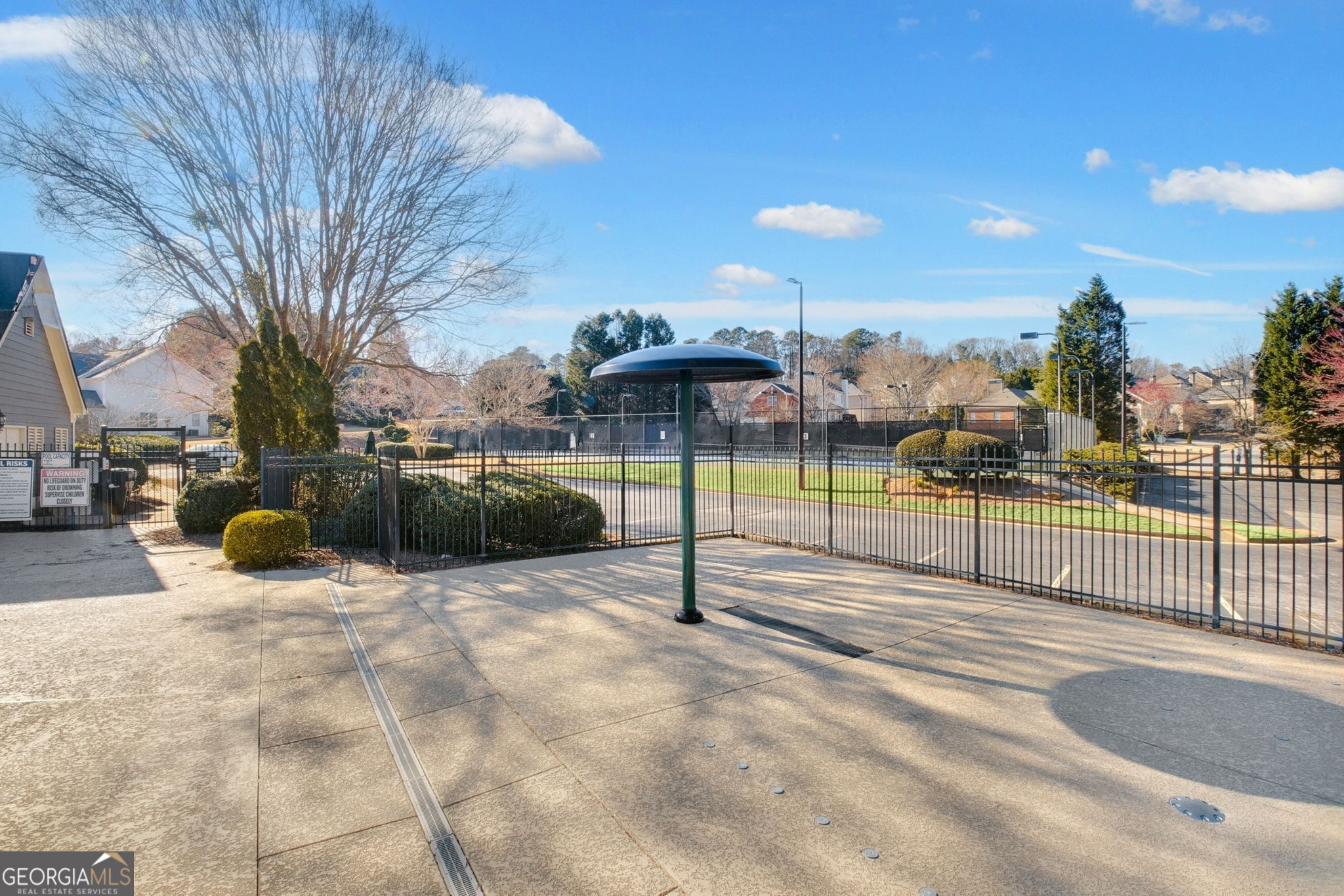 5466 Vinings Lake Way