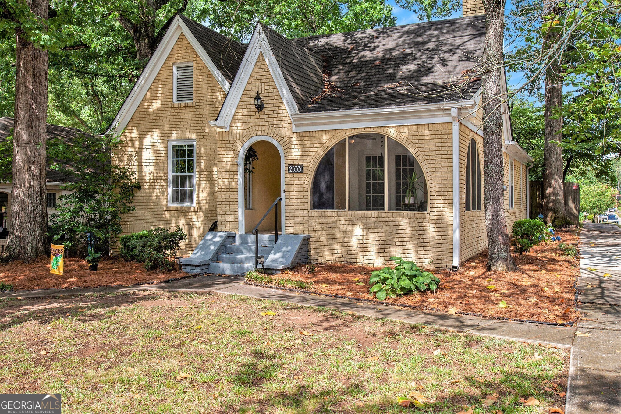 2533 Semmes Street
