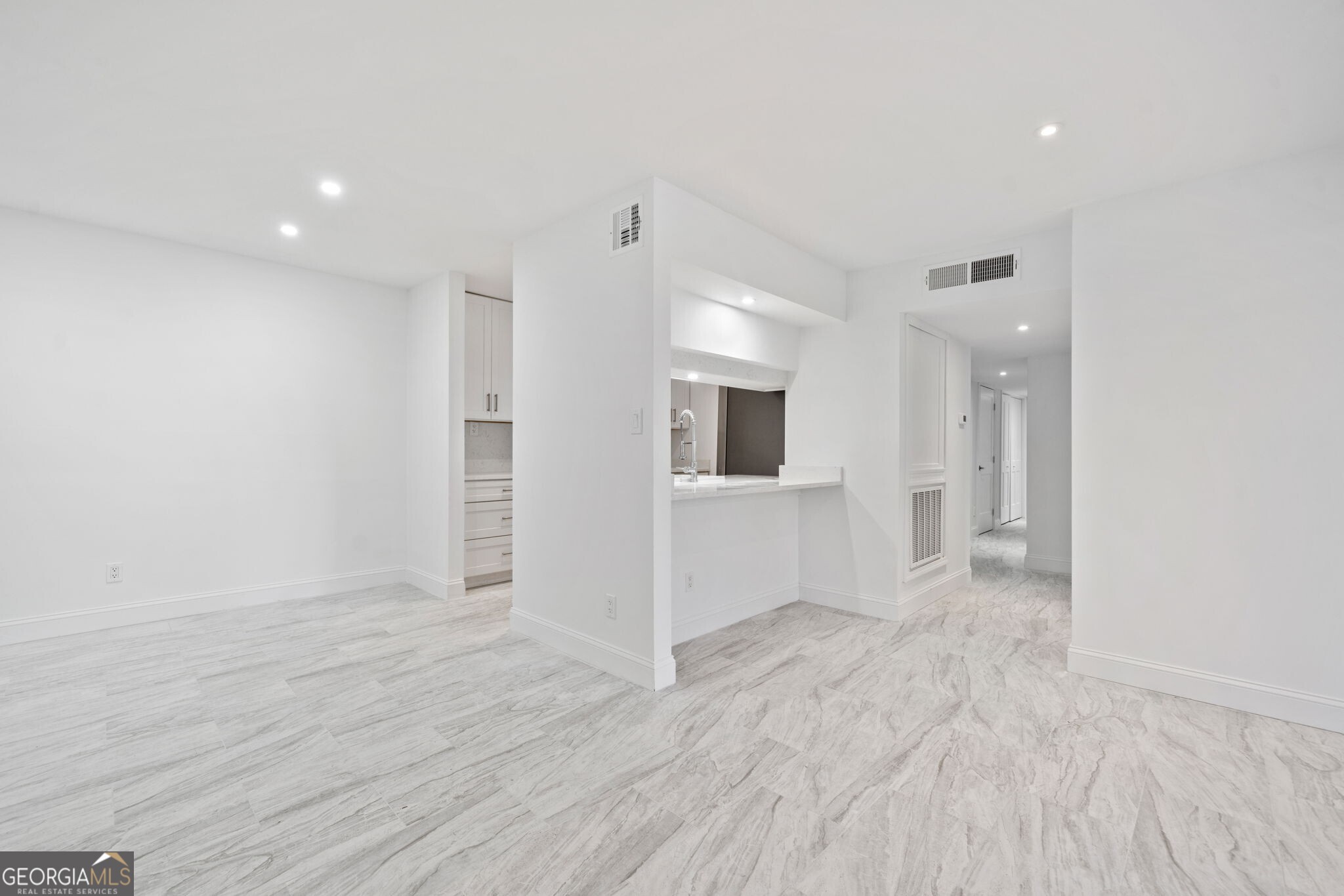 213 Tuxworth Circle