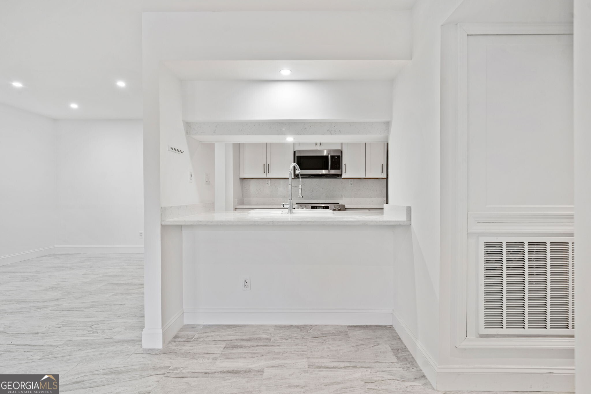 213 Tuxworth Circle