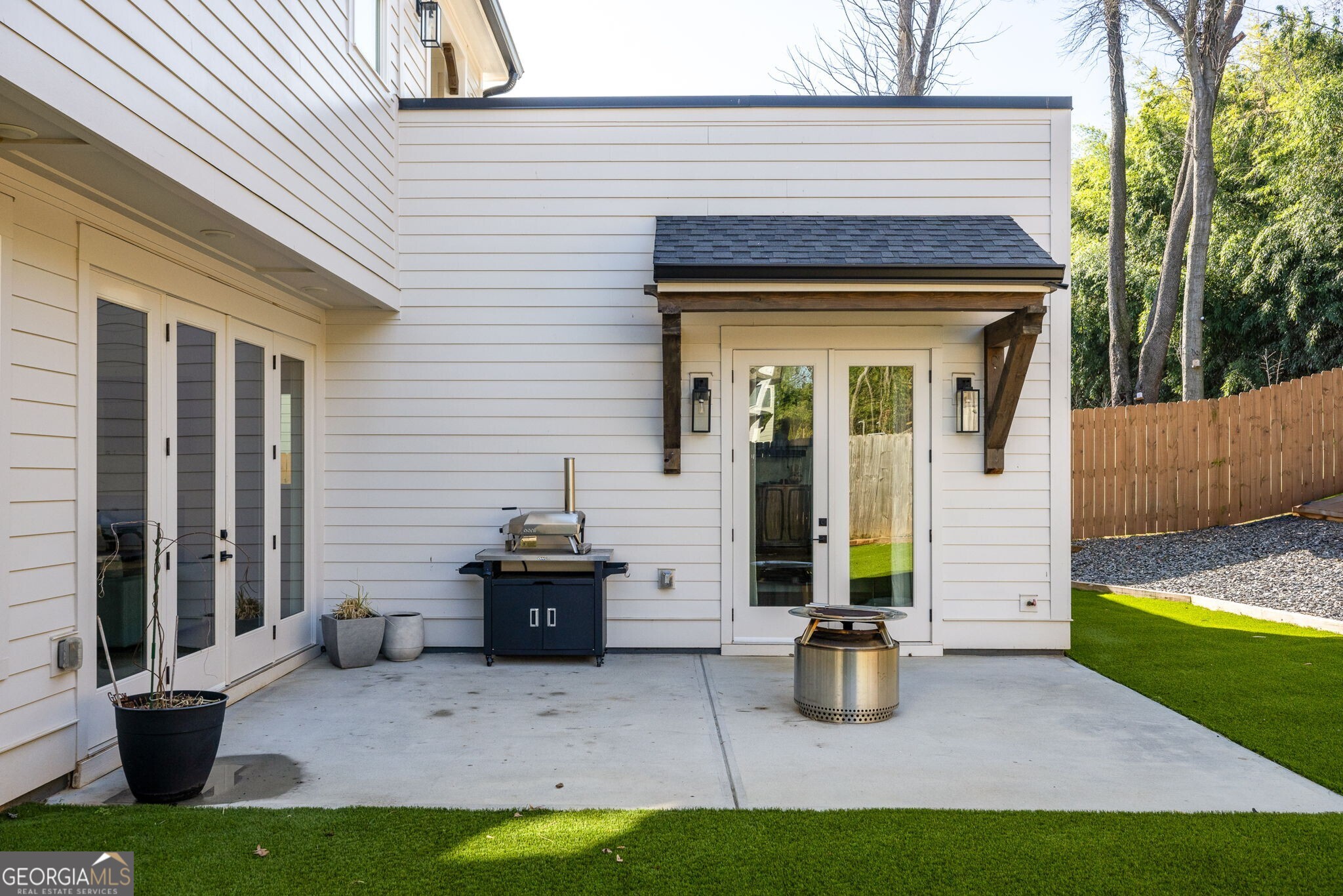 56 Walthall Street NE