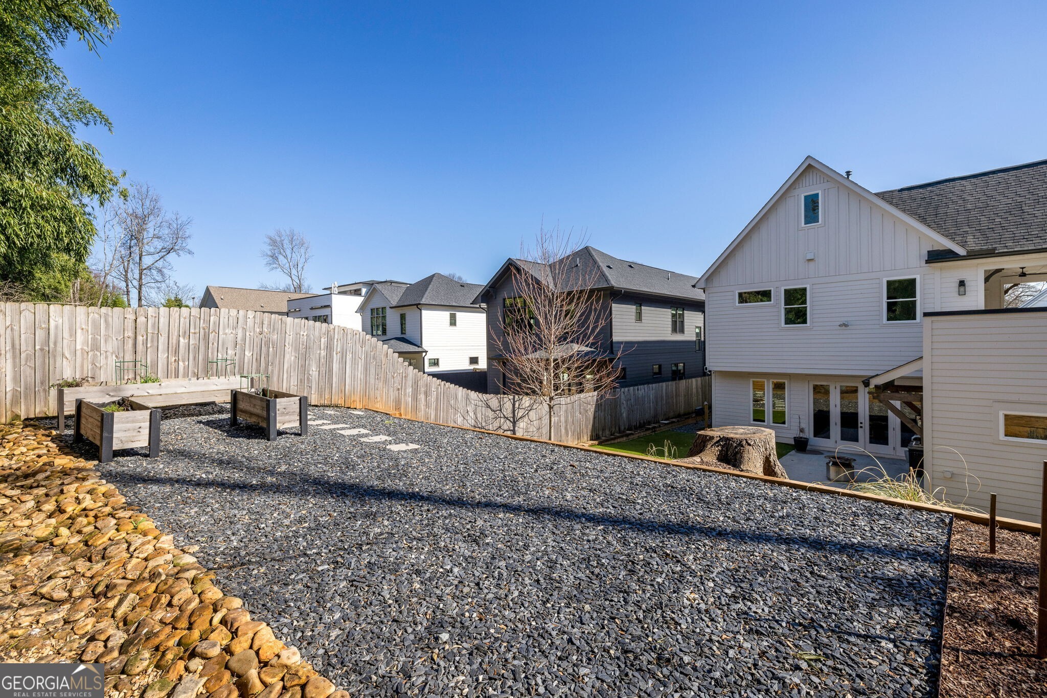 56 Walthall Street NE