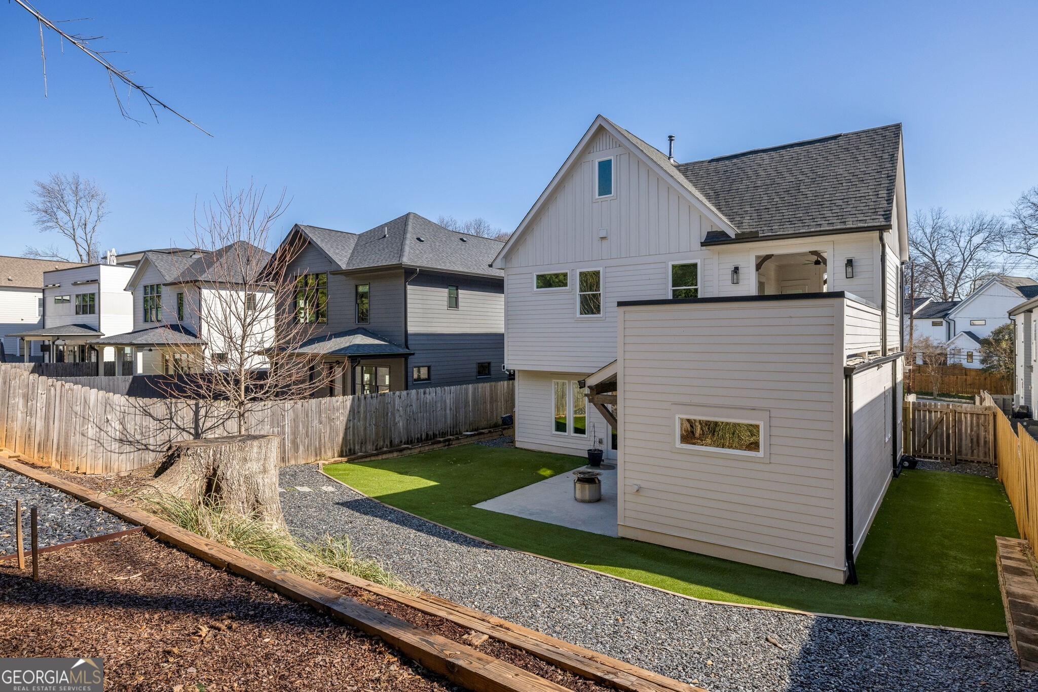 56 Walthall Street NE