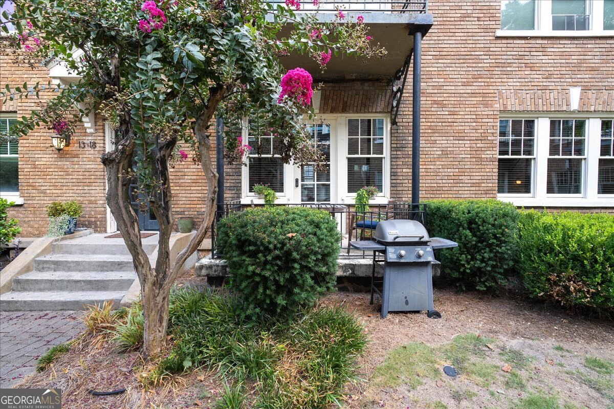 907 Piedmont Avenue NE # 13