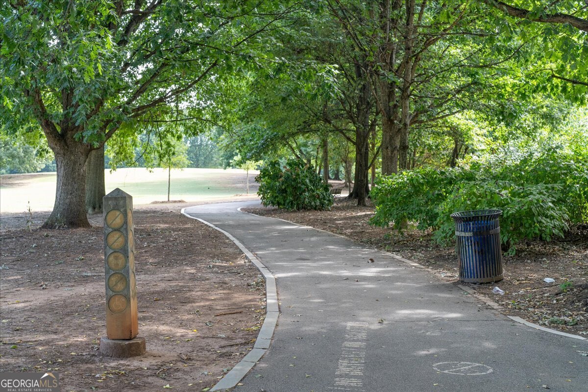 907 Piedmont Avenue NE # 13