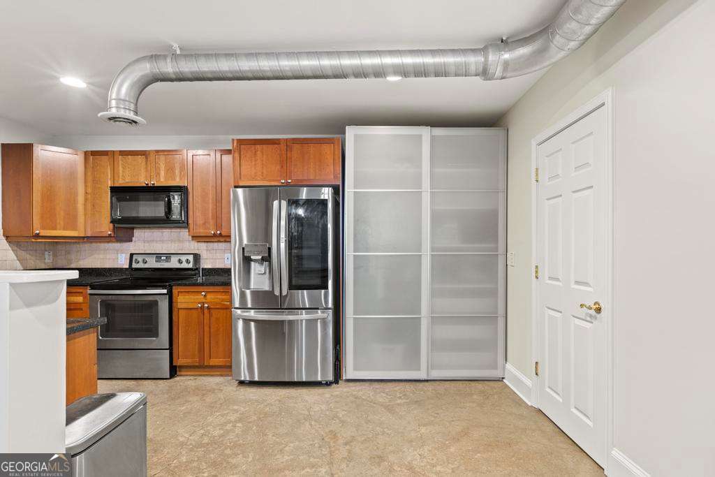 616 N Highland Avenue NE # 13B