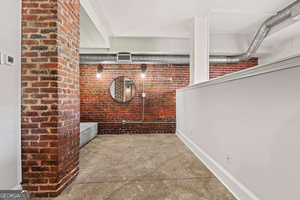 616 N Highland Avenue NE # 13B