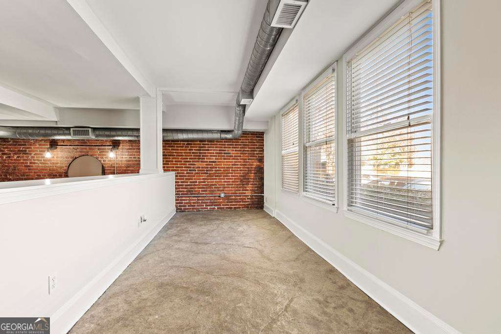 616 N Highland Avenue NE # 13B