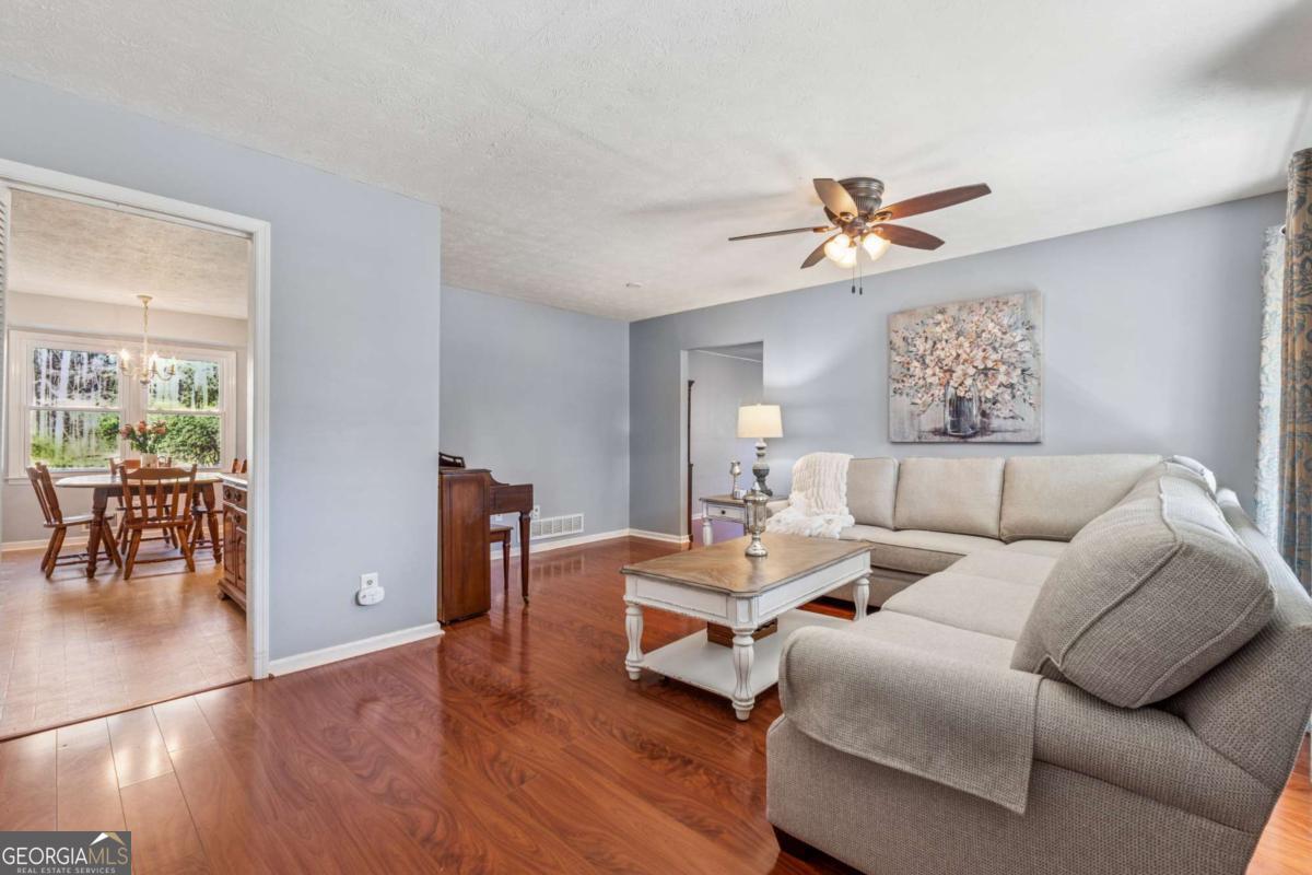 5129 VALLEY FORGE Road