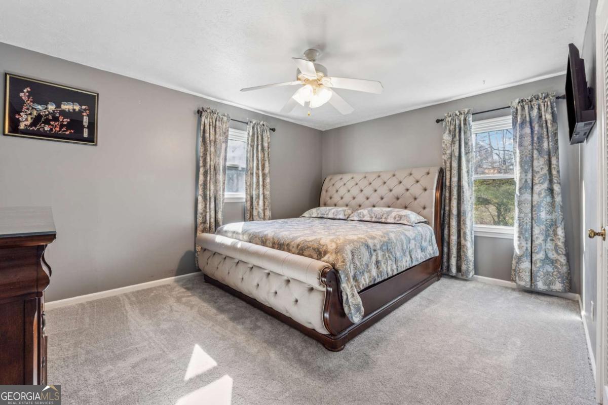 5129 VALLEY FORGE Road