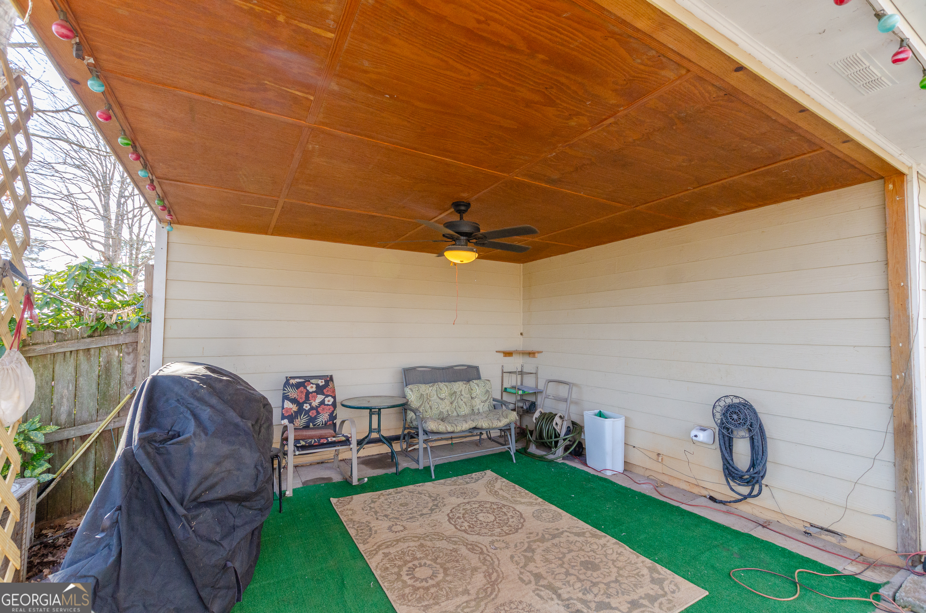 1088 Raleigh Way