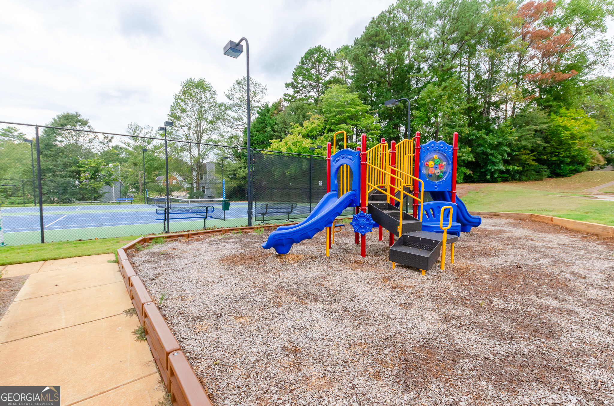 1088 Raleigh Way