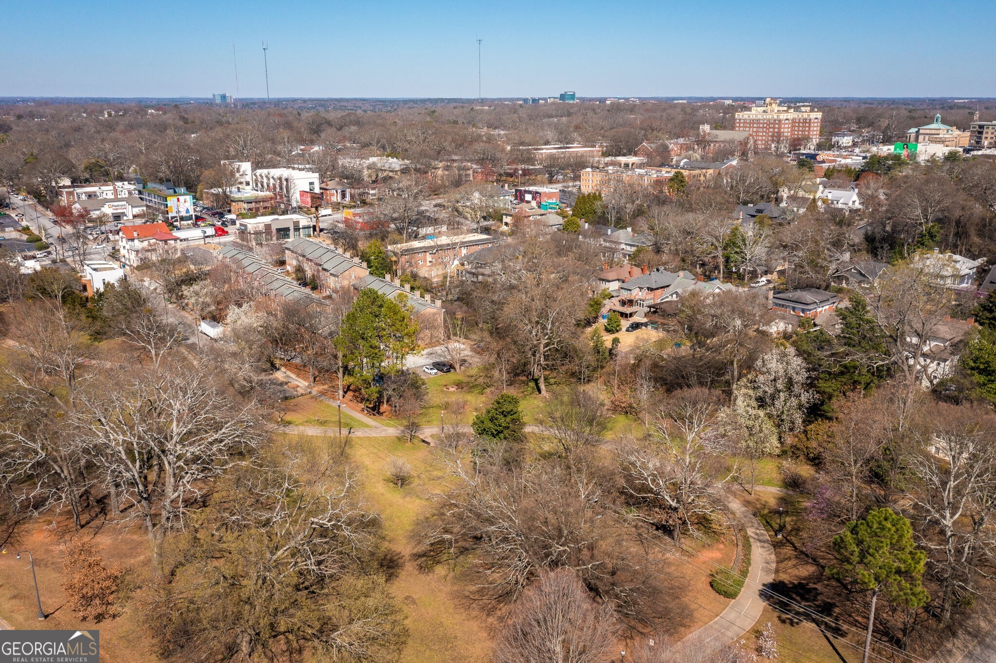 651 Park Village Drive NE