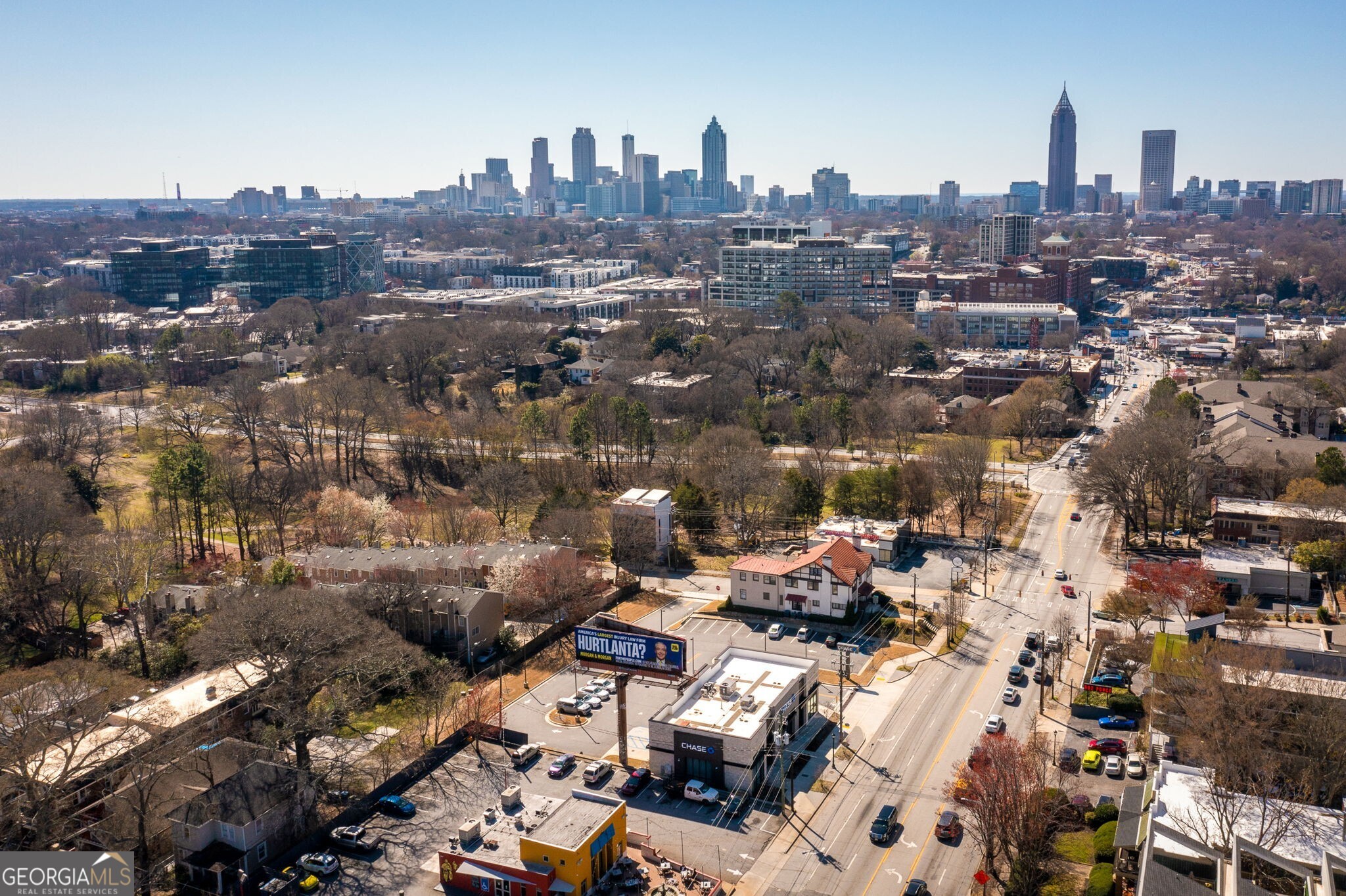 651 Park Village Drive NE
